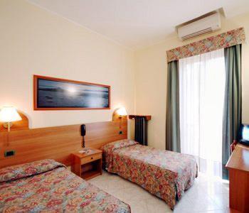 Hotel Eden 3*
